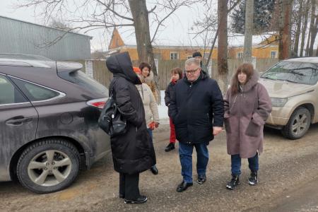 Руководитель фракции КПРФ в Мособлдуме Александр Наумов осмотрел участки строительства дублера МКАД в Видном