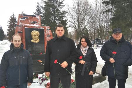 В Великом Новгороде почтили память легендарного героя Сталинградской битвы Якова Павлова