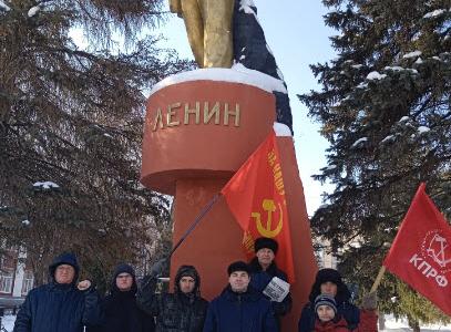 Саратовские коммунисты отметили 105-ю годовщину создания Рабоче-крестьянской Красной Армии
