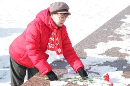 Саратовские коммунисты отметили 105-ю годовщину создания Рабоче-крестьянской Красной Армии