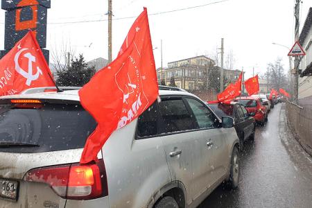 В Ростове-на-Дону прошел автопробег, приуроченный к 80-летию со дня освобождения города