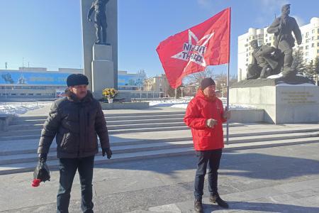 Коммунисты Брянщины отметили 105-ю годовщину создания Красной Армии