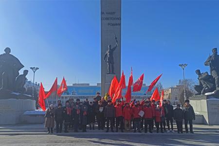 Коммунисты Брянщины отметили 105-ю годовщину создания Красной Армии