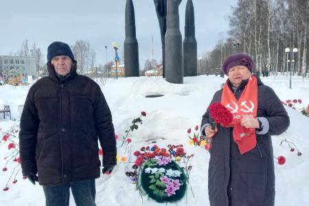 Коммунисты Ленинградской области отметили 105-ю годовщину создания Рабоче-Крестьянской Красной Армии