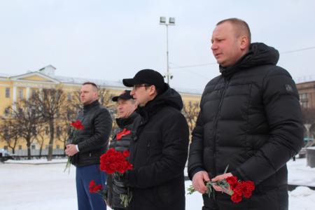 В городе трех революций коммунисты отметили День Красной Армии