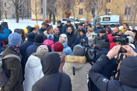Лидер санкт-петербургских коммунистов Роман Кононенко посетил народный сход