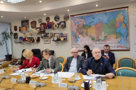 Н.М. Харитонов провел обсуждение вопросов социально-экономического развития Курильских островов и охраны лесов от пожаров