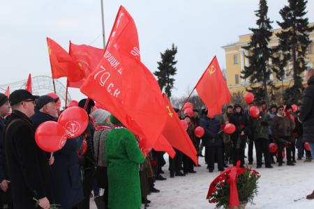 В городе трех революций коммунисты отметили День Красной Армии