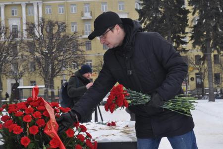 В городе трех революций коммунисты отметили День Красной Армии