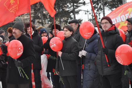 В городе трех революций коммунисты отметили День Красной Армии