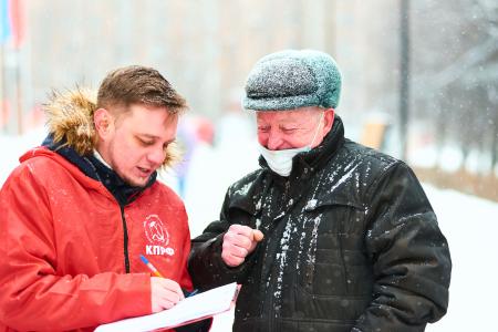 Нижегородские коммунисты отметили годовщину разгрома немецко-фашистских войск под Сталинградом