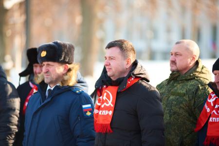 Нижегородские коммунисты провели митинг в честь 105-ой годовщины создания Красной Армии