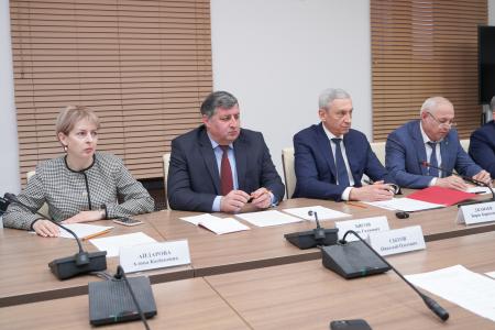Завершилась поездка Казбека Тайсаева в рамках рабочей группы по СВО