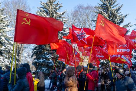 Курские коммунисты достойно отметили День Красной Армии