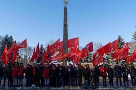 Курские коммунисты достойно отметили День Красной Армии