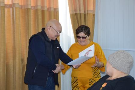 Встреча вице-спикера парламента Калмыкии Николая Нурова с юстинскими избирателями