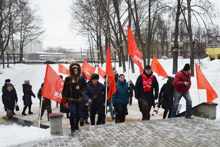 Ивановские коммунисты отметили день рождения Михаила Васильевича Фрунзе