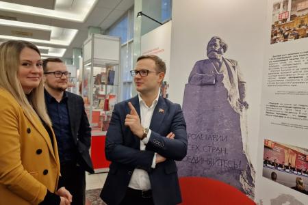 Руководство ЦК ЛКСМ РФ посетило выставку: "КПРФ на защите трудящихся. 30 лет возрождению партии"