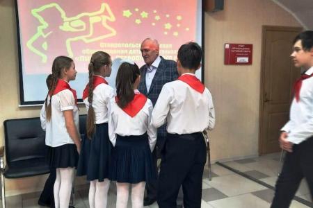 Лидер ставропольских коммунистов Виктор Гончаров: «Наши пионеры верны лучшим традициям!»