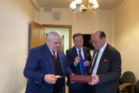 Состоялась встреча Казбека Тайсаева с Чрезвычайным и полномочным Послом КНДР Син Хон Чхолем