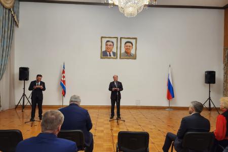 Дмитрий Новиков, Казбек Тайсаев, Владимир Исаков, Игорь Макаров, Олег Хоржан посетили посольство КНДР