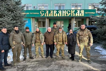 Казбек Тайсаев и Айрат Гибатдинов прибыли на Донбасс