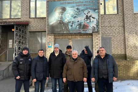 Казбек Тайсаев и Айрат Гибатдинов прибыли на Донбасс