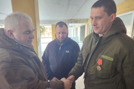 Казбек Тайсаев и Айрат Гибатдинов прибыли на Донбасс
