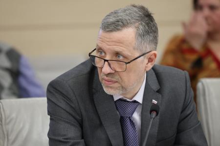 Коммунисты и общественники в Мосгордуме предложили ввести временный мораторий на снос и ликвидацию гаражей и автостоянок