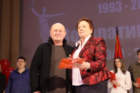 Сталинградские коммунисты отметили 30-летие КПРФ