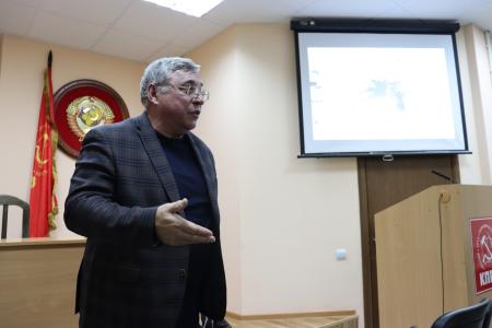 В Сталинградском обкоме прошло политзанятие, посвященное возрождению города-героя Сталинграда