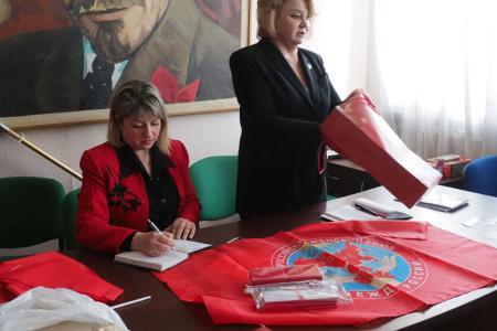 Нина Останина: Надежда России действует на Донбассе!
