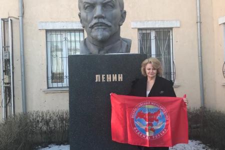 Нина Останина: Надежда России действует на Донбассе!