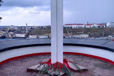 В Севастополе почтили память воинов-интернационалистов