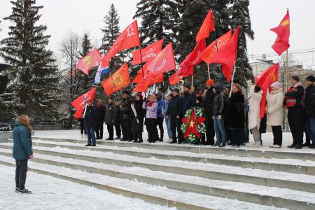 В Челябинске состоялся торжественный автопробег, посвященный Дню Советской Армии и Военно-Морского Флота