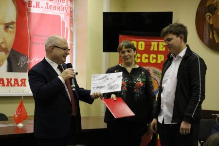 Сергей Гаврилов принял участие в награждении победителей конкурса детского рисунка, посвященного 80-летию освобождения Воронежа
