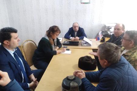 Тверская область. Олег Лебедев встал на защиту коллективного хозяйства «Красный льновод», чьи земли в обход правления пытаются забрать «инвесторы»