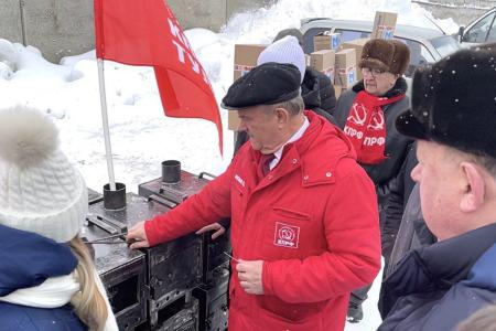 Печки от коммунистов - рабочих тульских предприятий отправлены на Донбасс в составе 105-го гуманитарного конвоя КПРФ