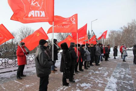 Ульяновцы отметили 105 годовщину создания РККА