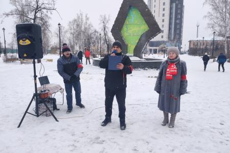 Тюменские коммунисты достойно встретили 105-ю годовщину  образования Красной Армии