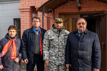 Курские депутаты-коммунисты оказывают гуманитарную помощь участникам СВО, жителям ЛНР и ДНР