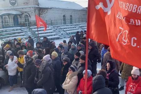 Массовые протестные акции КПРФ прошли по всему Алтайскому краю