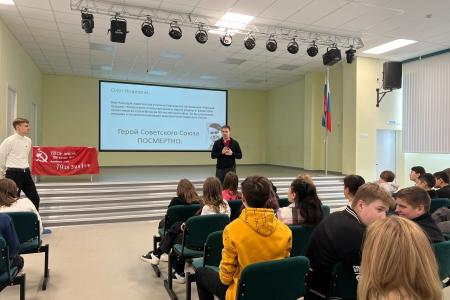 Самарские коммунисты провели пять патриотических уроков