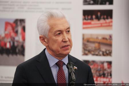 "Летопись тридцатилетней истории КПРФ". Публицист Галина Платова об открывшейся в Госдуме выставке