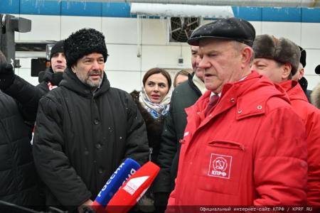105-й юбилейный гуманитарный конвой от КПРФ ушел на Донбасс