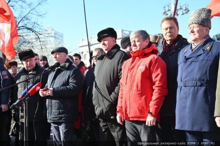 Резолюция встречи депутатов ГД ФС РФ с избирателями о 105-й годовщине Рабоче-Крестьянской Красной Армии и в поддержку специальной военно-политической операции Российской Армии