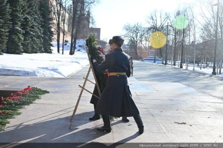Резолюция встречи депутатов ГД ФС РФ с избирателями о 105-й годовщине Рабоче-Крестьянской Красной Армии и в поддержку специальной военно-политической операции Российской Армии
