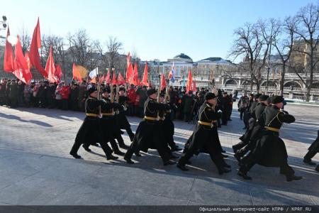 Резолюция встречи депутатов ГД ФС РФ с избирателями о 105-й годовщине Рабоче-Крестьянской Красной Армии и в поддержку специальной военно-политической операции Российской Армии