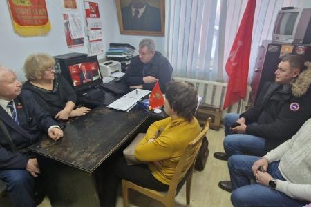 Ямало-Ненецкий автономный округ. В Новом Уренгое прошло торжественное партийное собрание в честь 30-летнего юбилея КПРФ