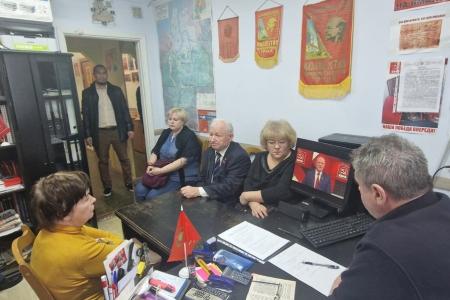 Ямало-Ненецкий автономный округ. В Новом Уренгое прошло торжественное партийное собрание в честь 30-летнего юбилея КПРФ